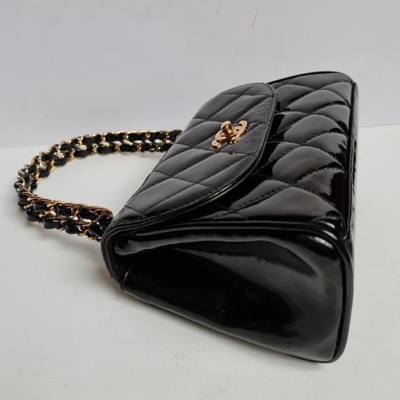 🛑SOLD🛑 VERY RARE VINTAGE CHANEL MINI BAG WITH TOP HANDLE - Picture 2 of 14